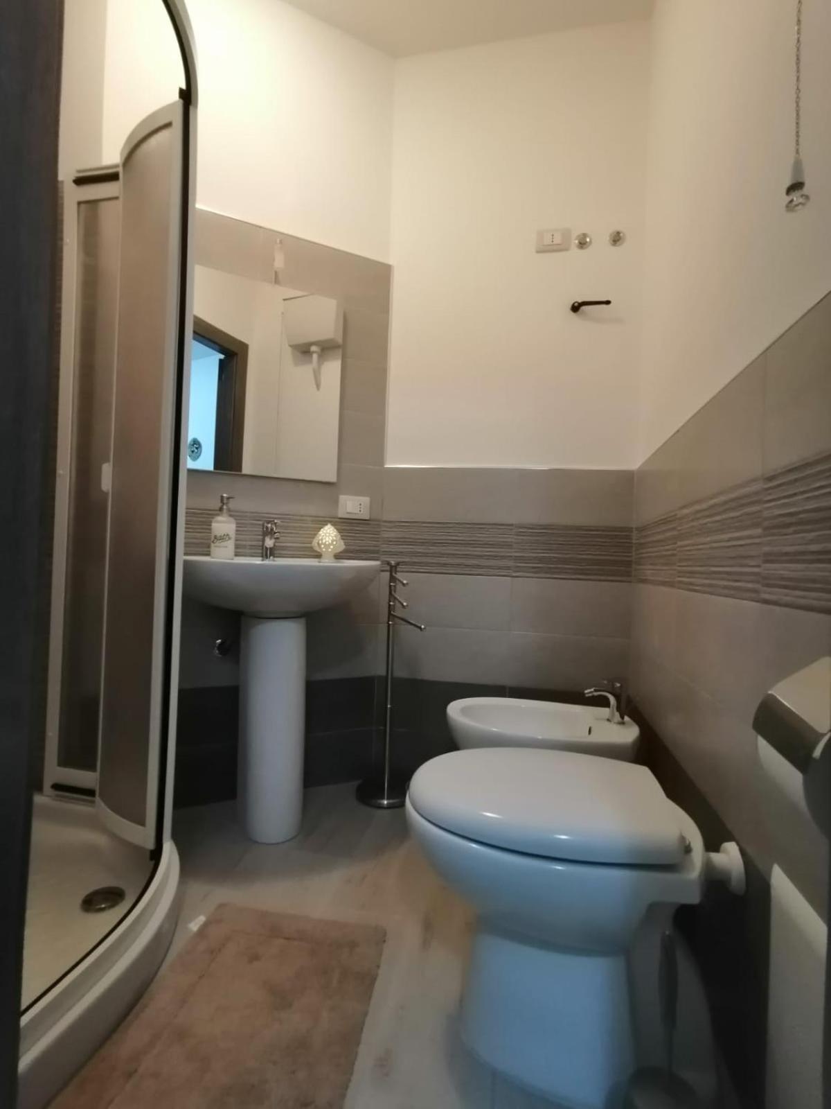 Double or Twin Room Private Bathroom
