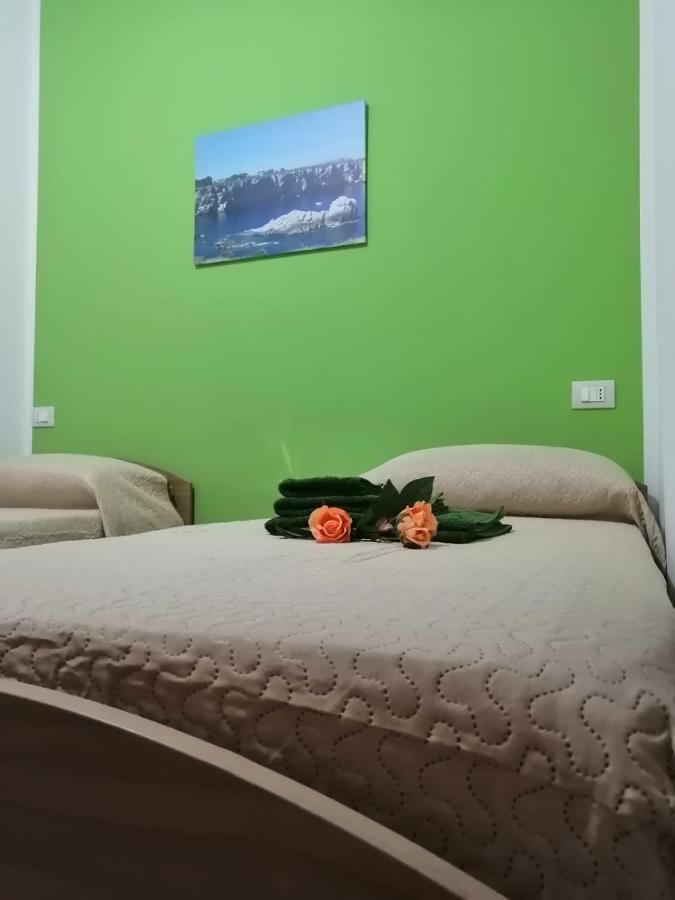 Double or Twin Room Private Bathroom