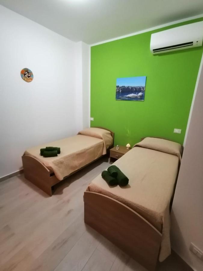 Double or Twin Room Private Bathroom